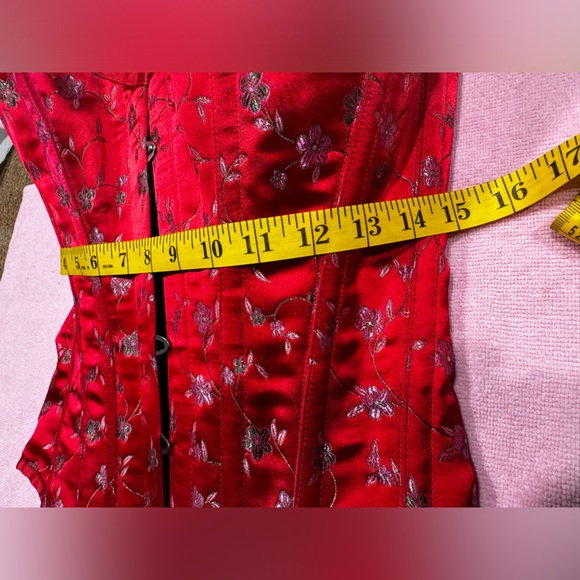 Custom HIGH QUALITY from London satin cotton with herring bone RED corset OSFM - Picture 5 of 17